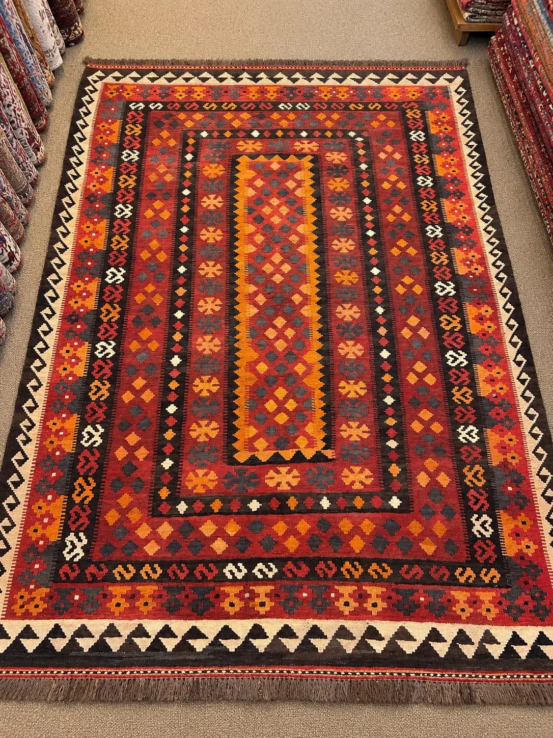 Maimana Kilim