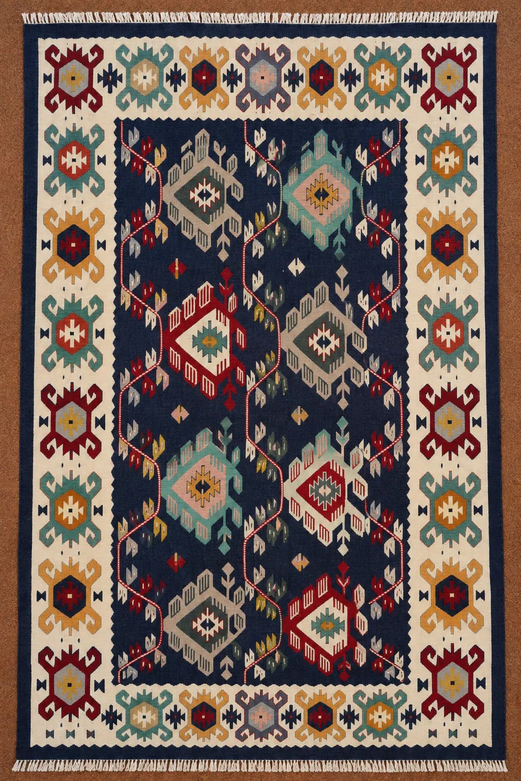 Tribal / folk-inspired geometric Kilim ( Motif )